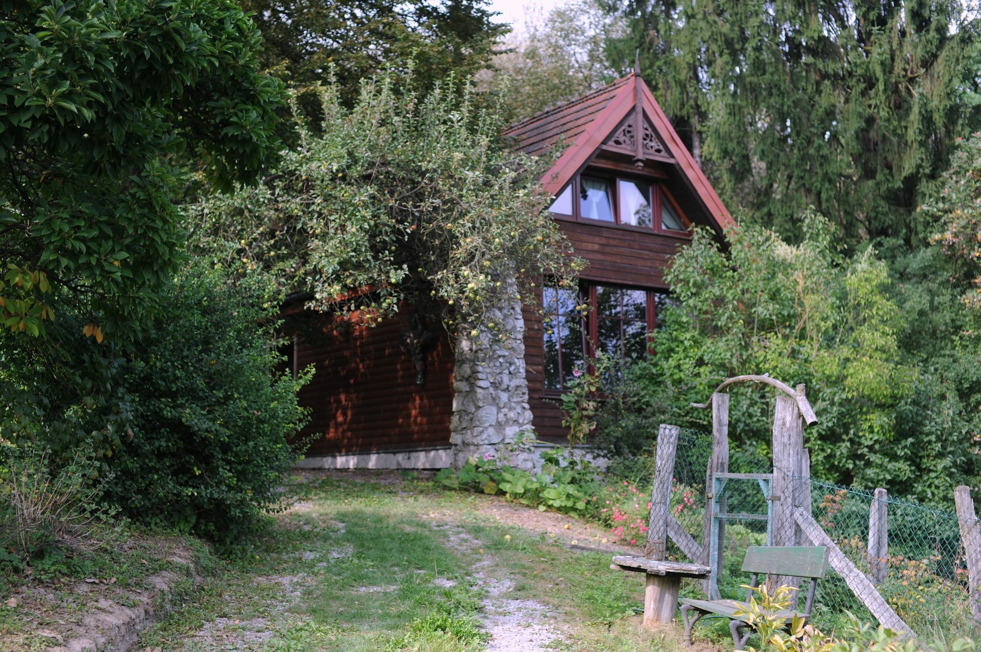Ekosamotnia Gasthof Krakau